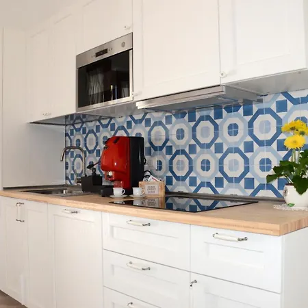 Apartment Sweet Emily